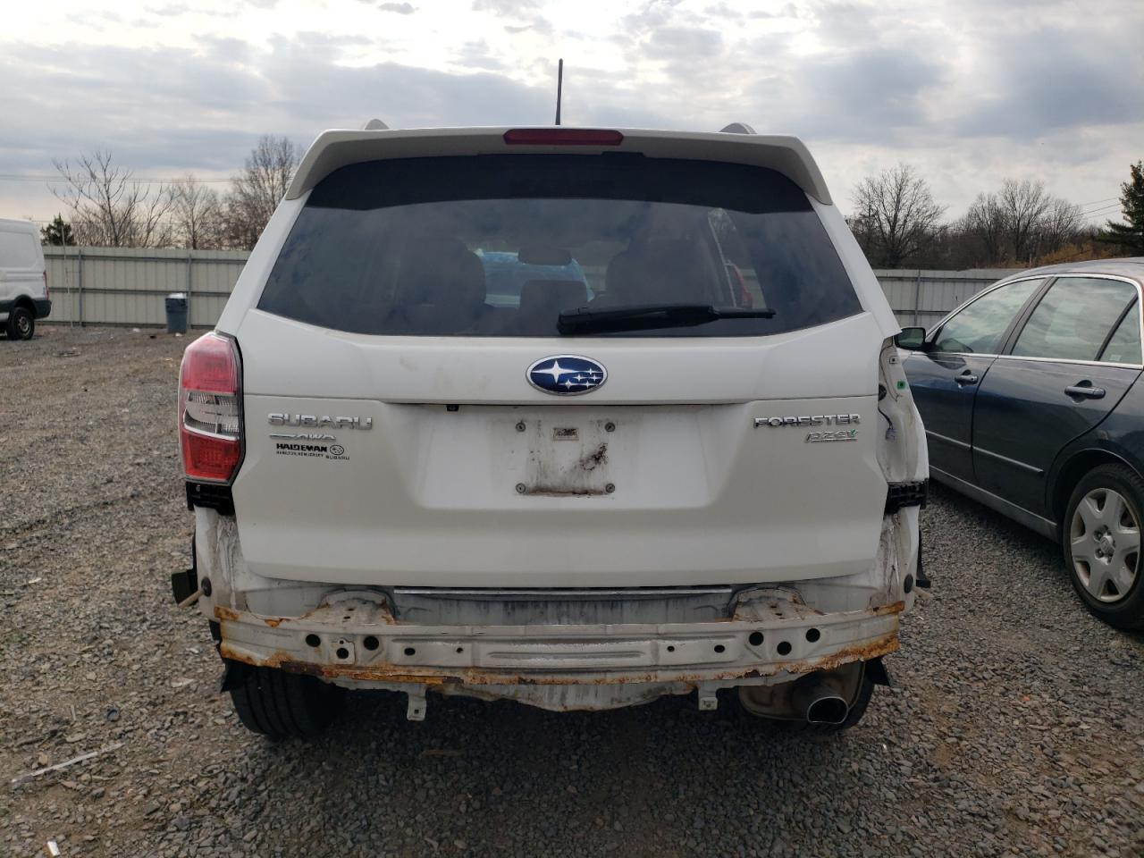 2015 Subaru Forester - Image 6