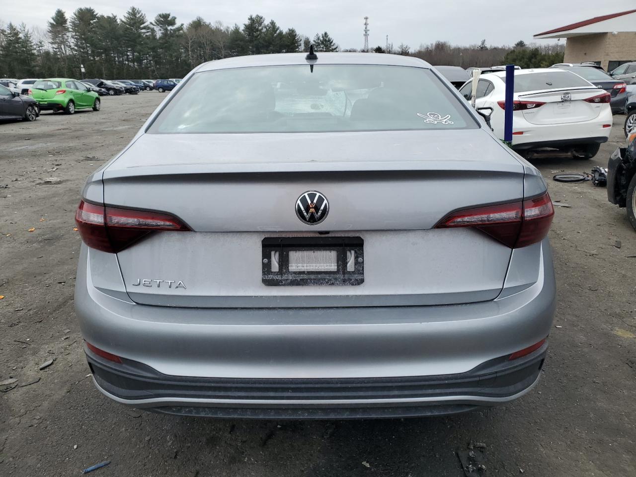2024 Volkswagen Jetta - Image 6