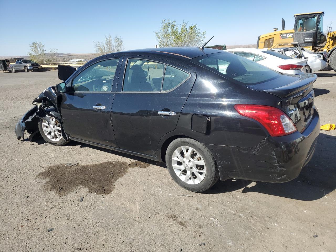 2015 Nissan Versa - Image 2