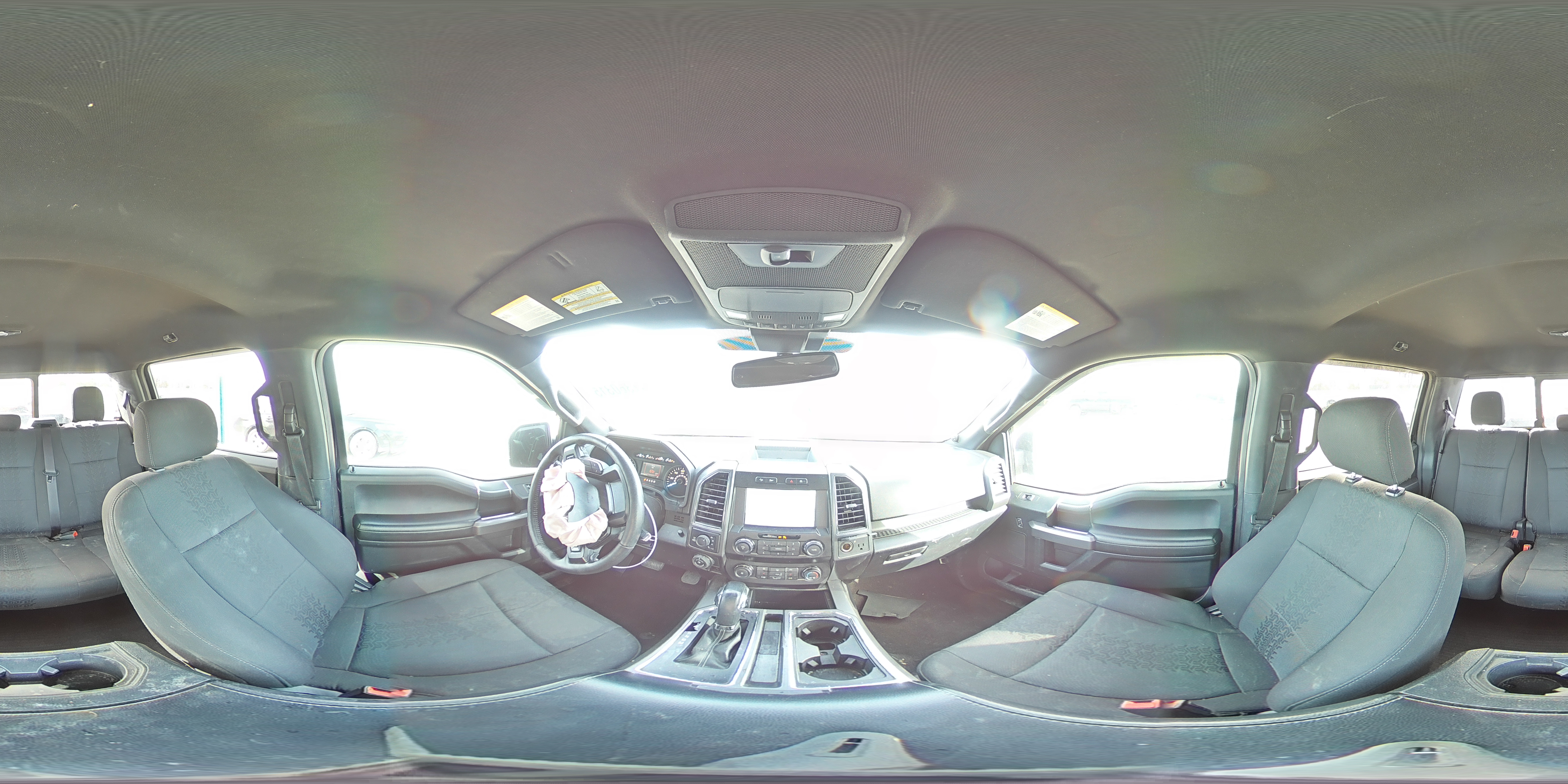 2019 Ford F-150 - Image 12