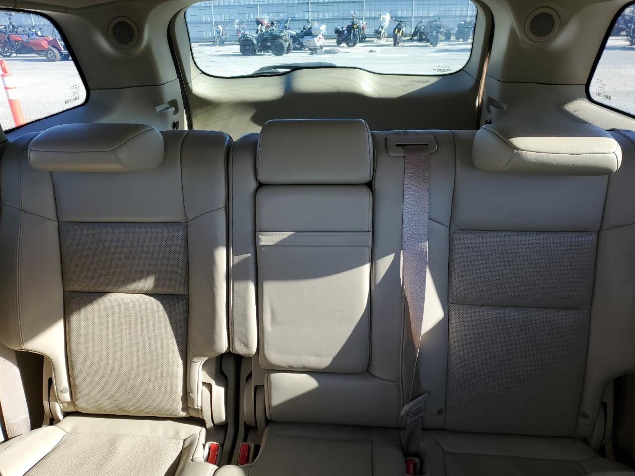 2015 Jeep Grand Cherokee - Image 10