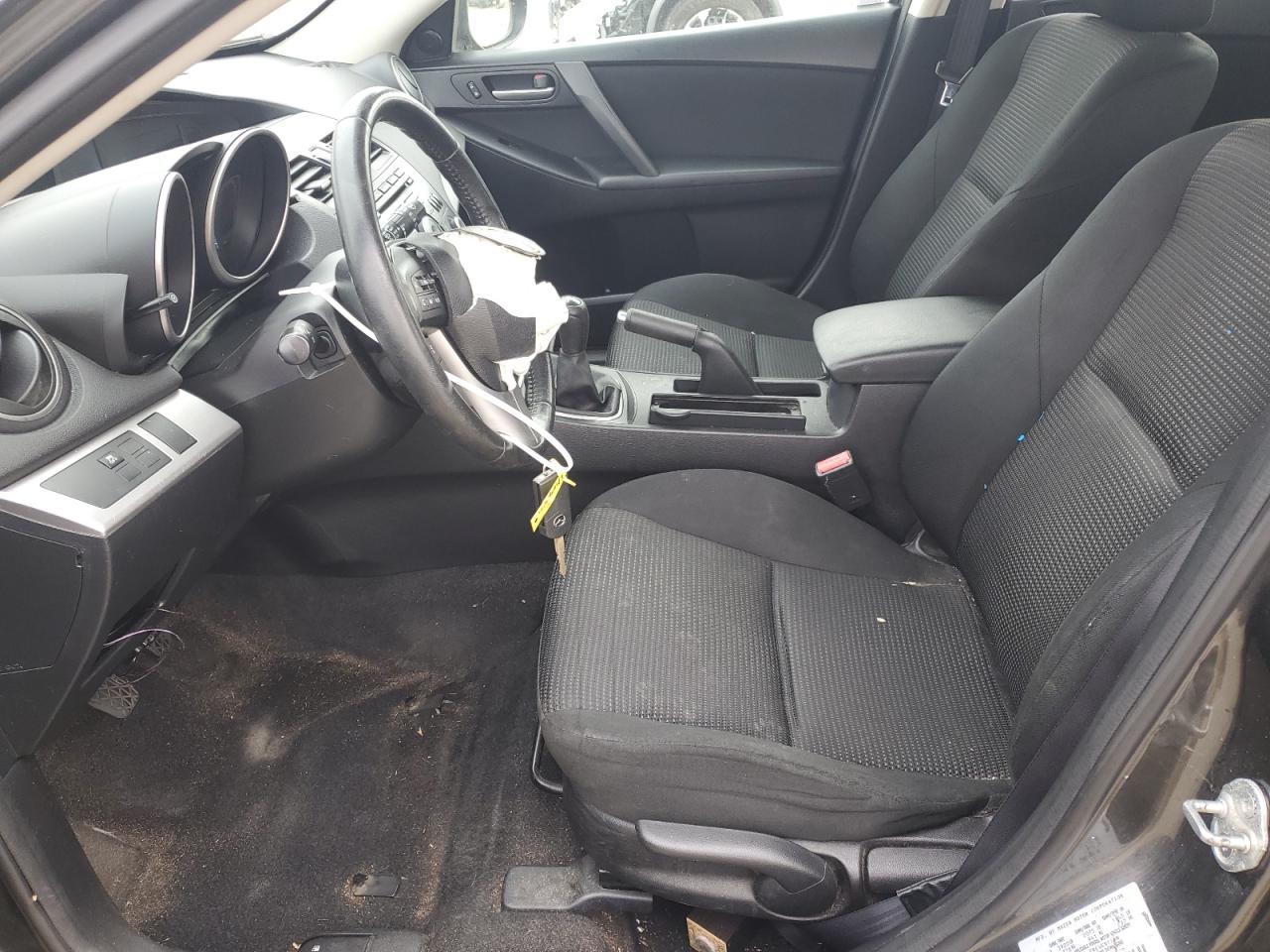 2012 Mazda 3 - Image 7