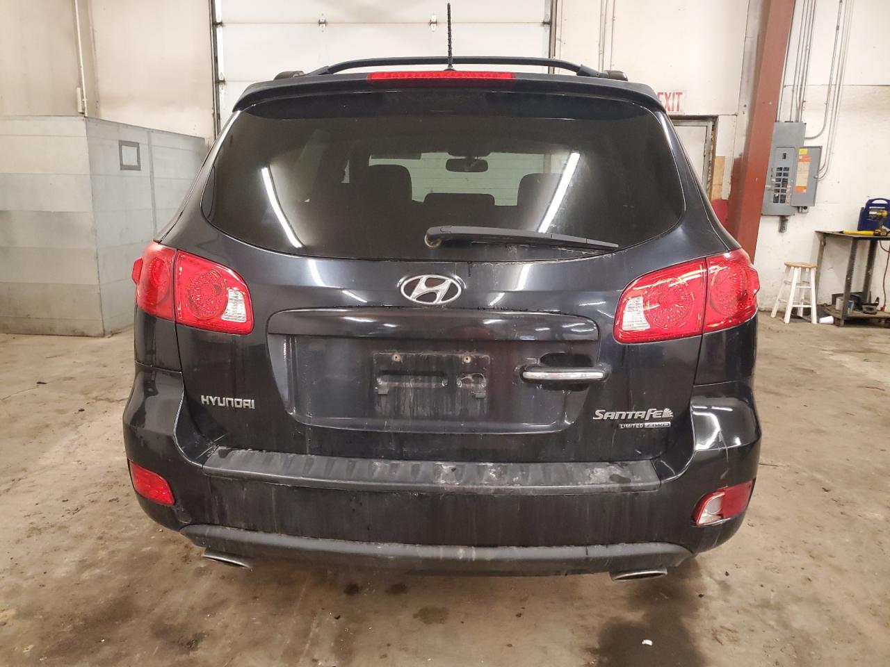 2009 Hyundai Santa Fe - Image 6