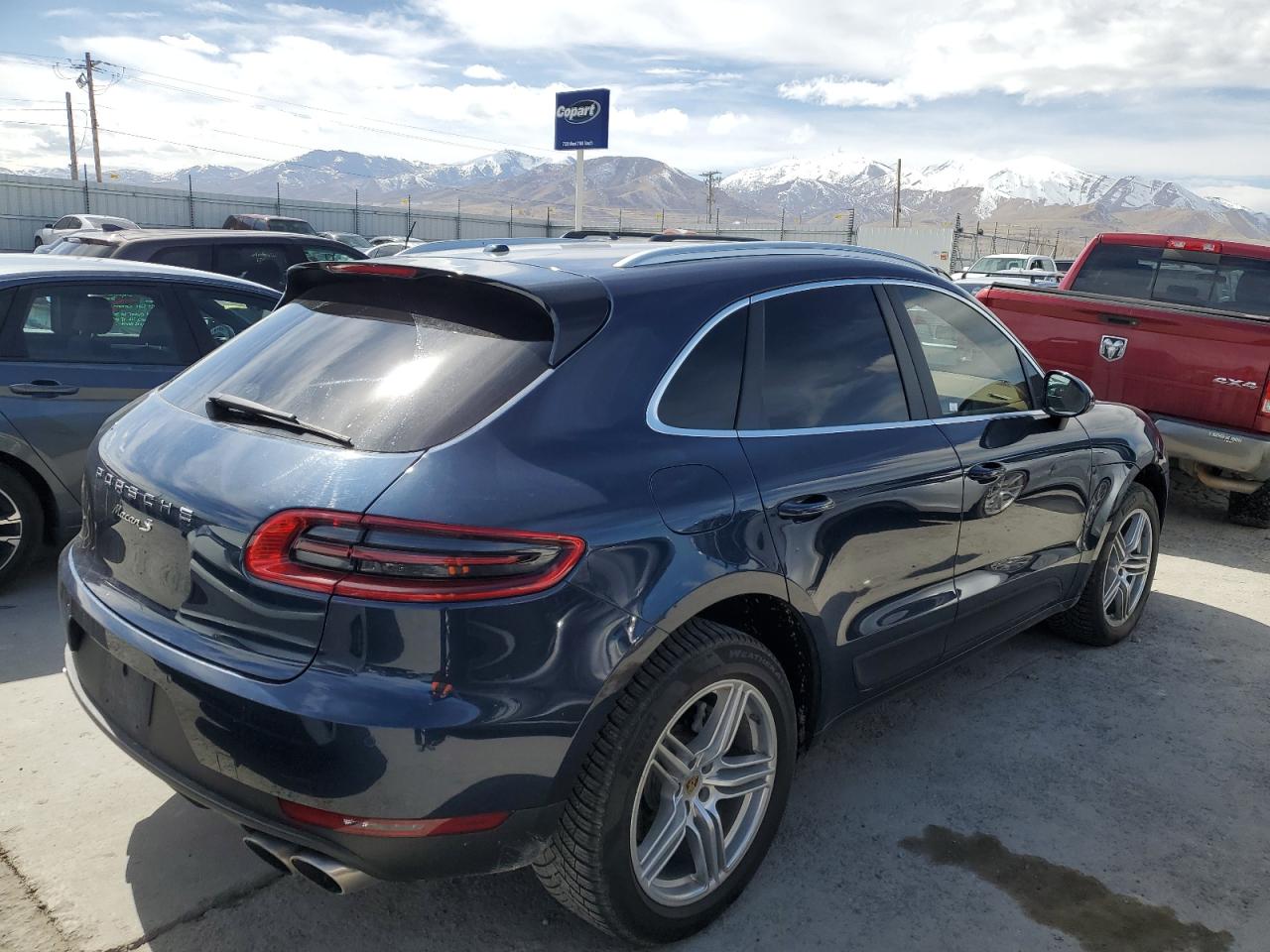 2015 Porsche Macan - Image 3