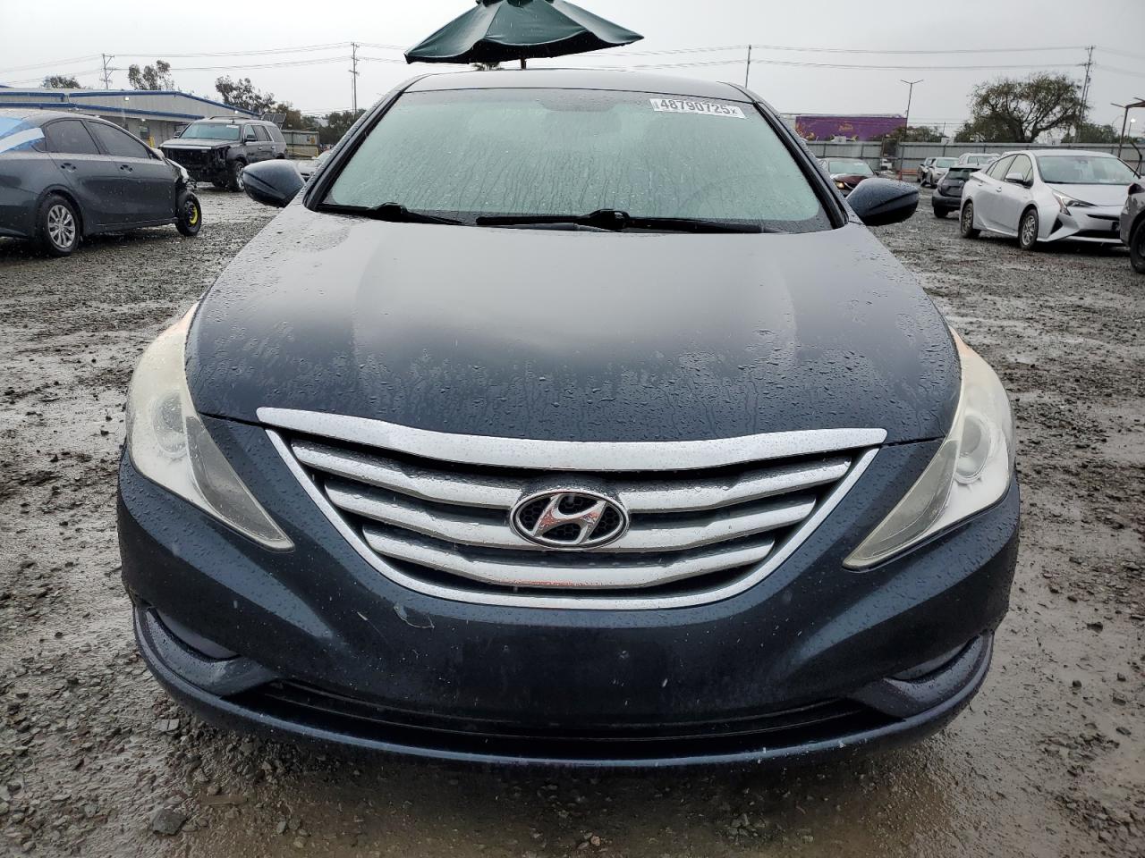 2012 Hyundai Sonata - Image 5