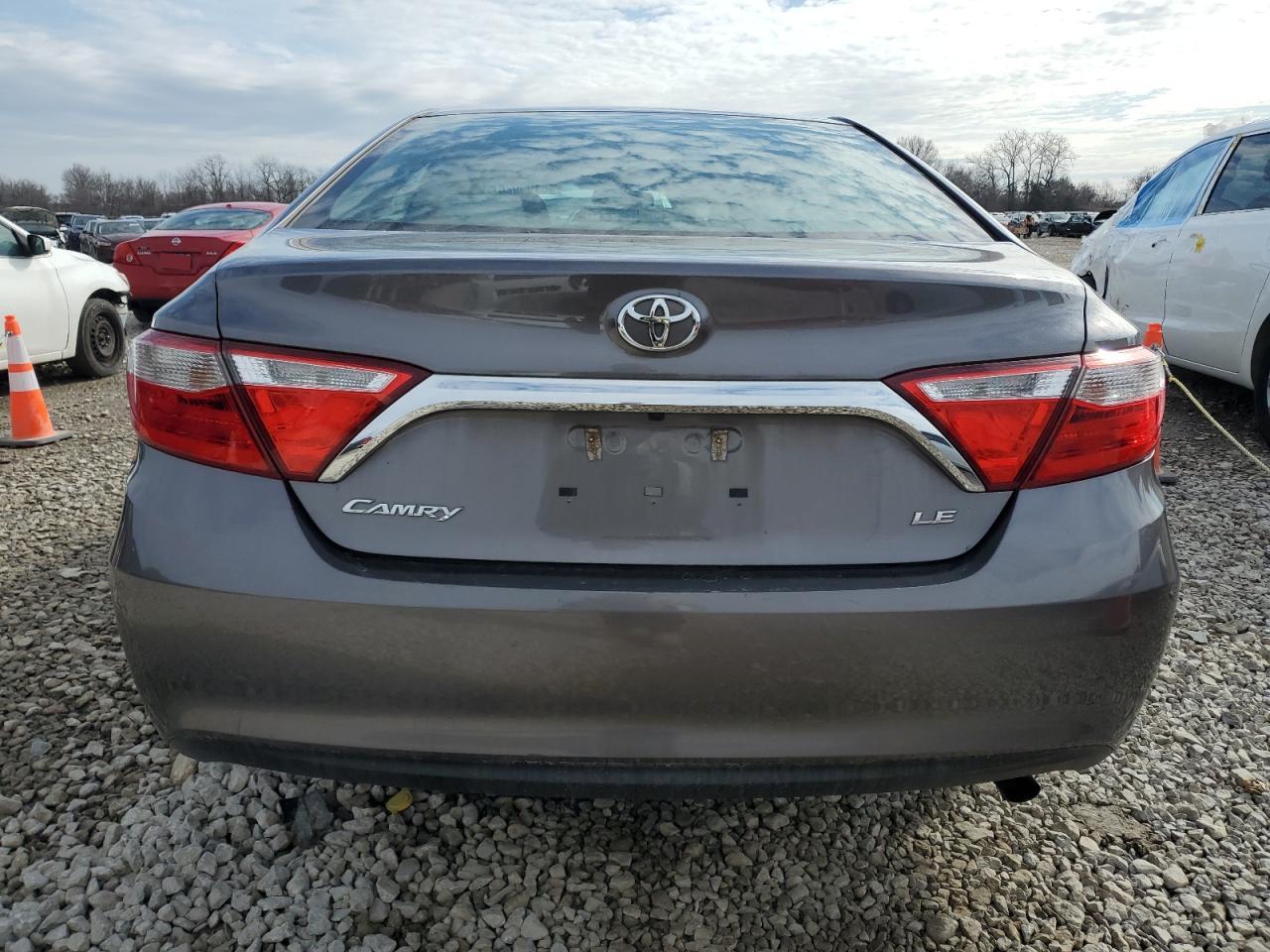2015 Toyota Camry - Image 6