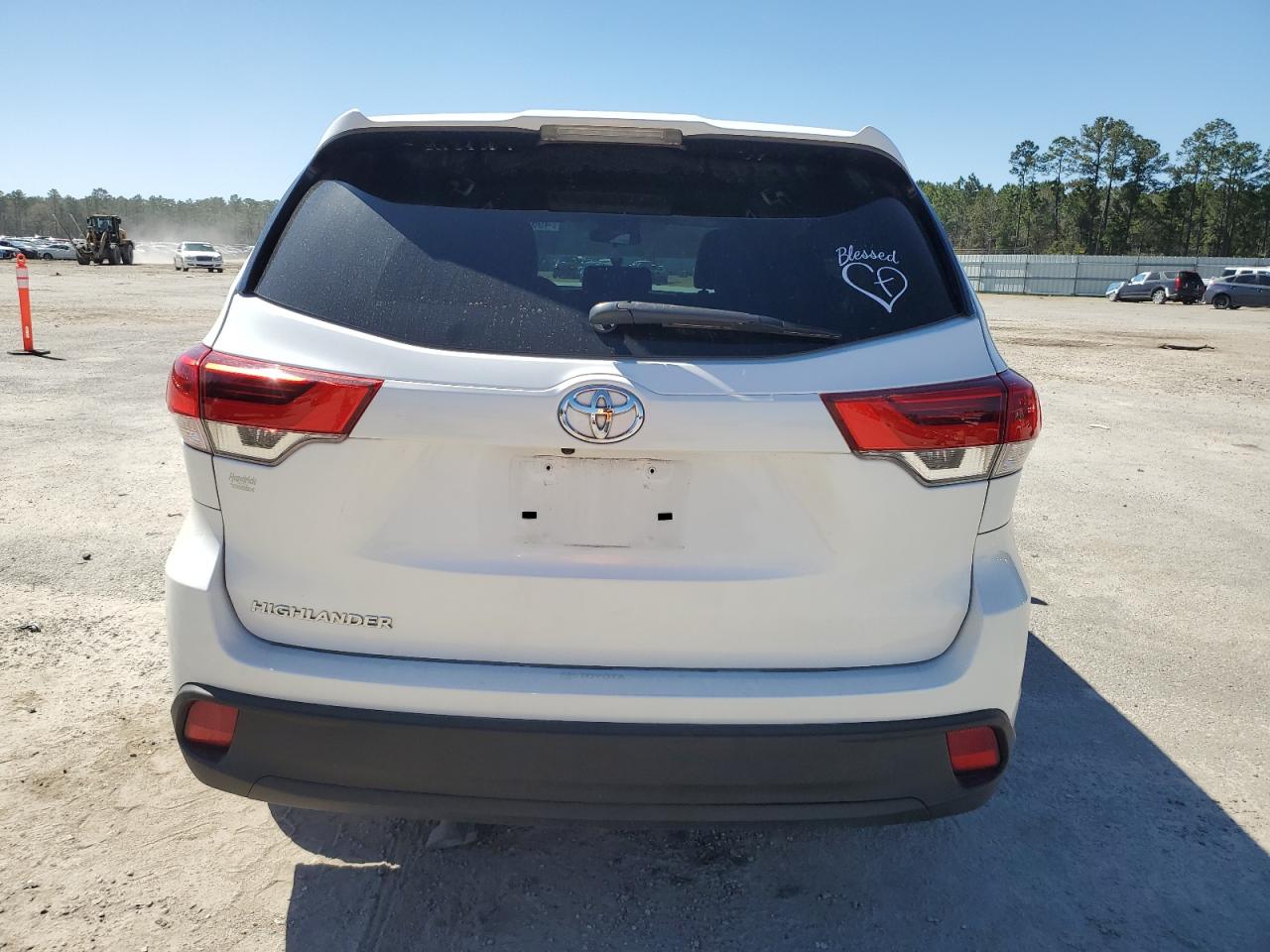 2019 Toyota Highlander - Image 6
