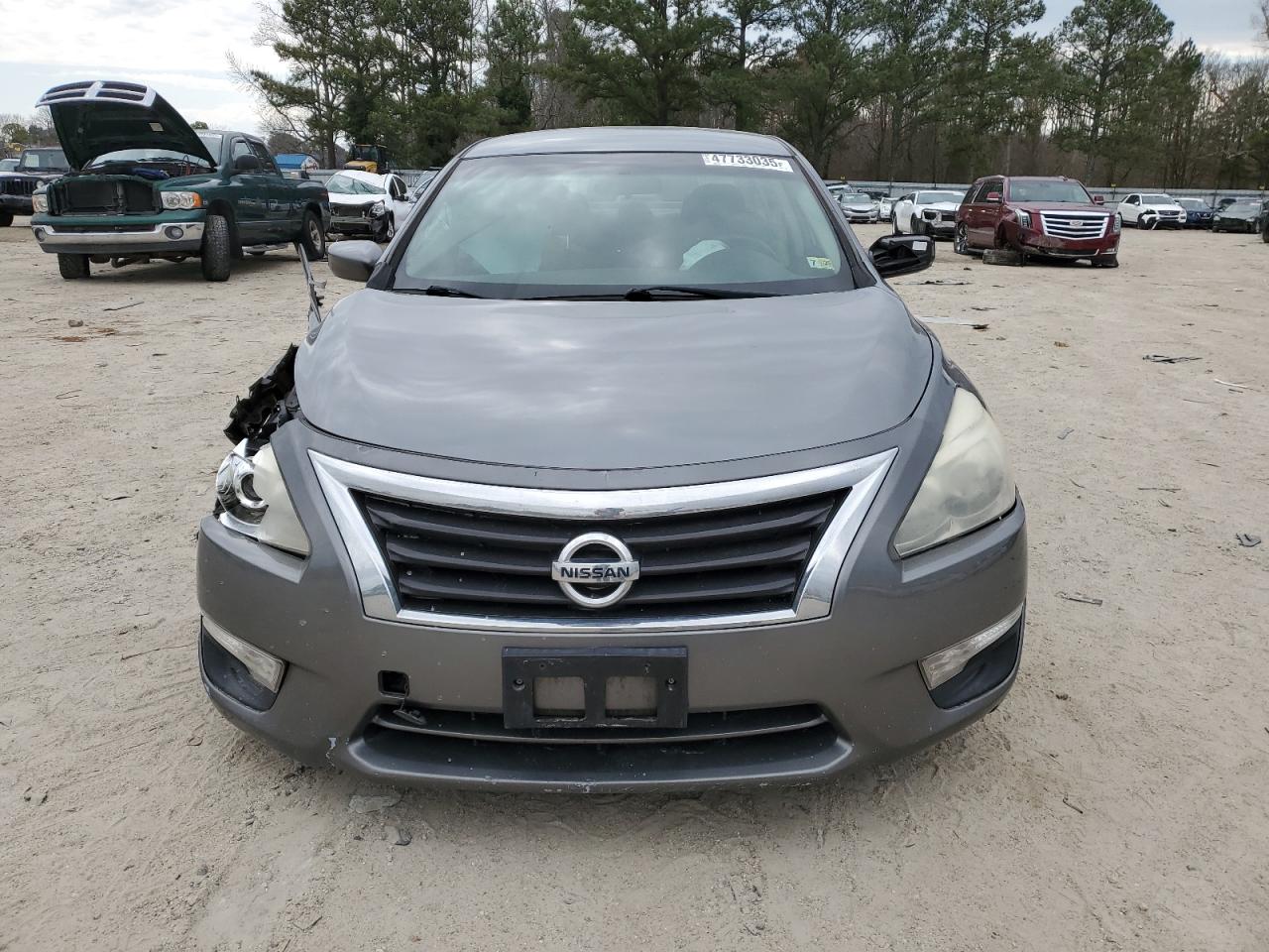 2015 Nissan Altima - Image 5