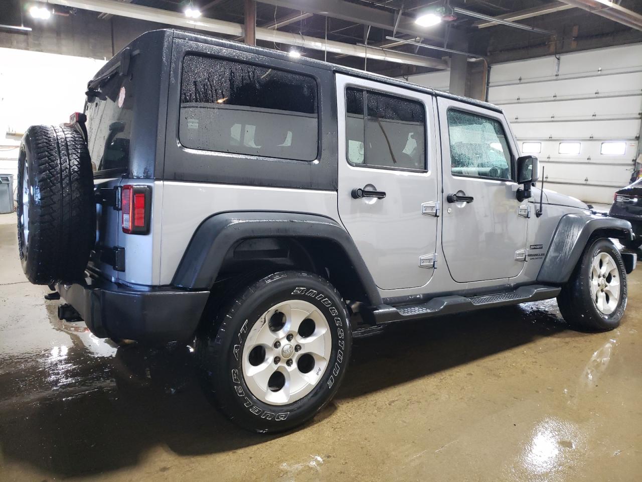 2016 Jeep Wrangler - Image 3