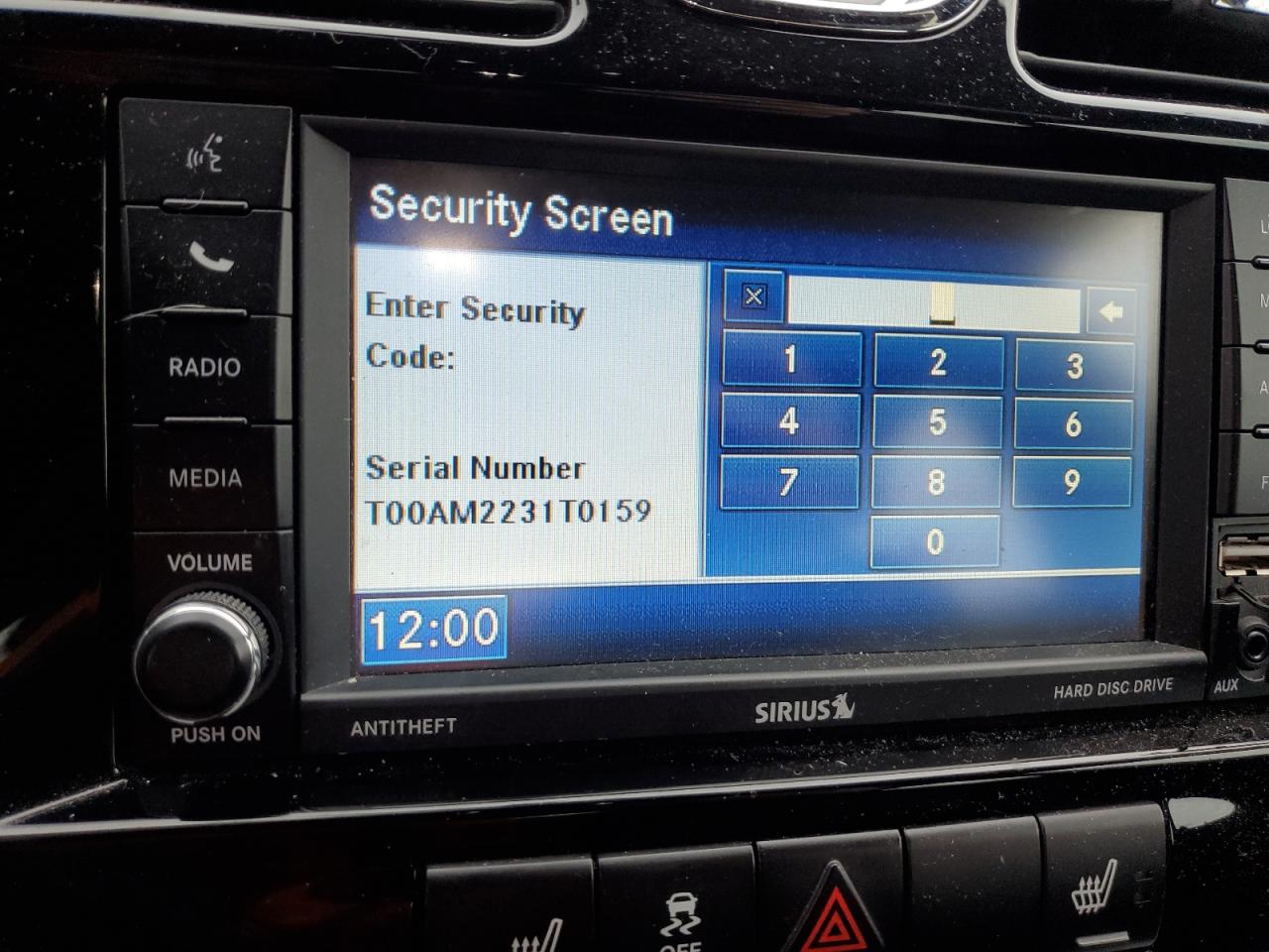 2012 Chrysler 200 - Image 12
