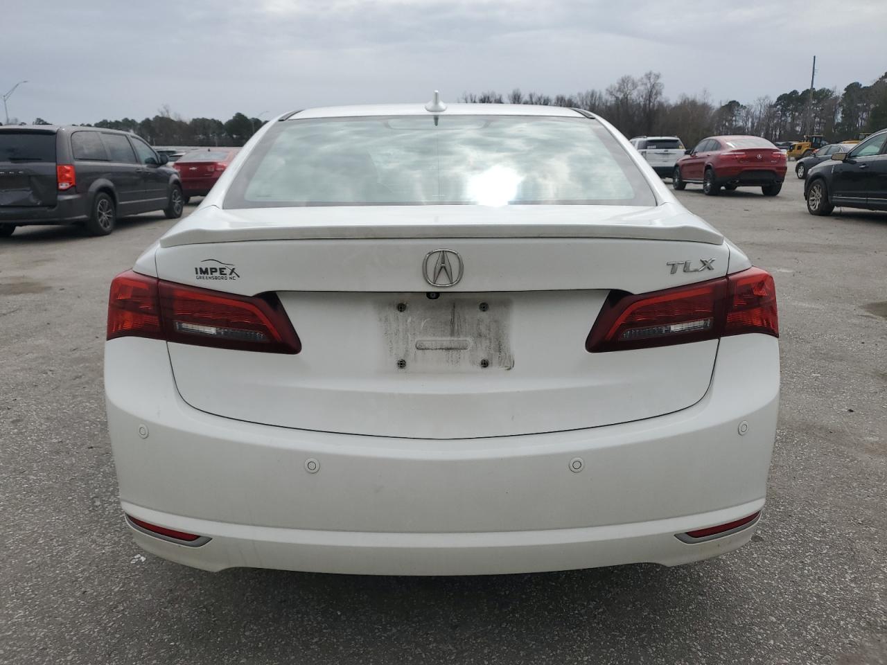 2015 Acura TLX - Image 6