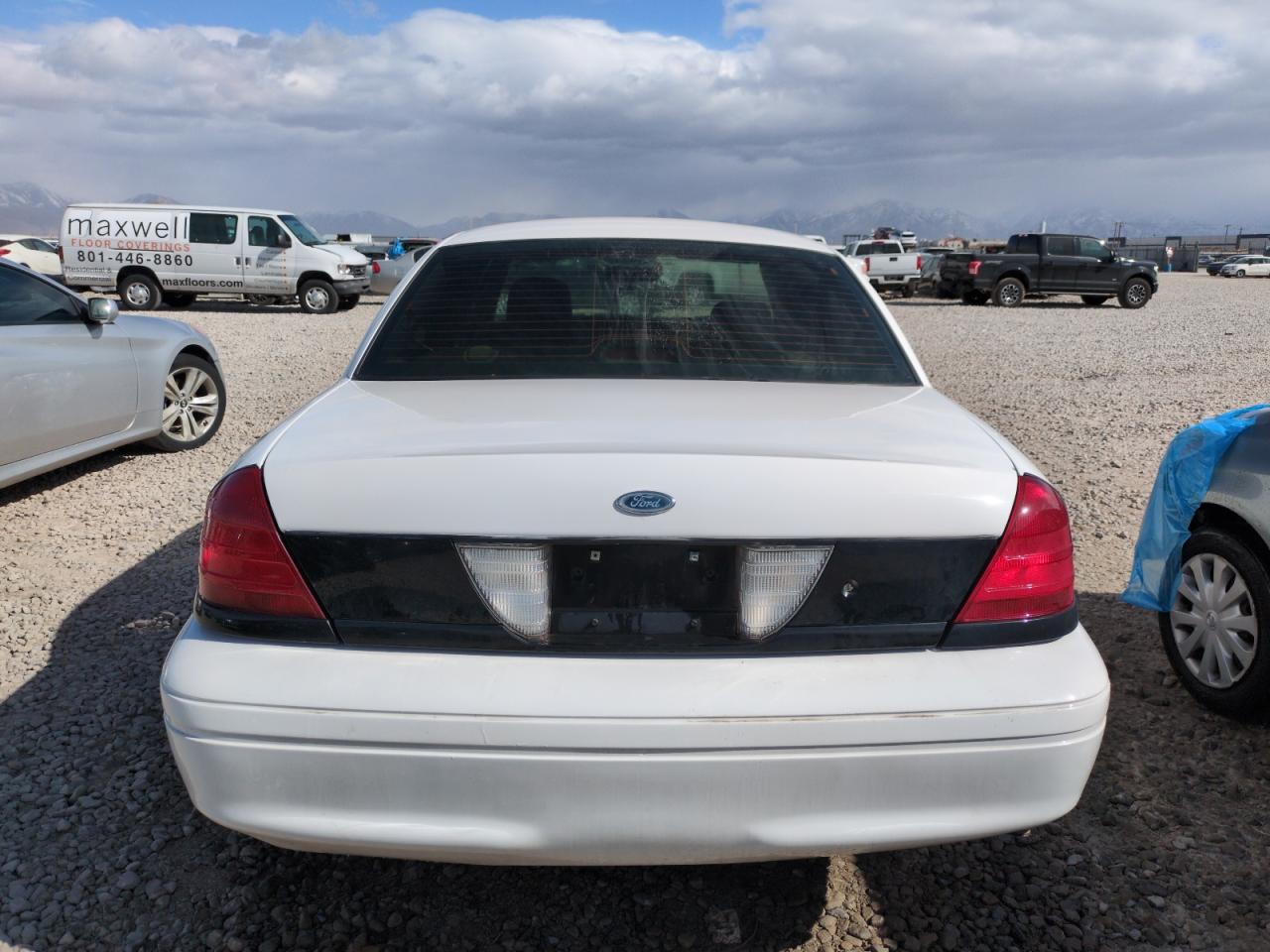 2008 Ford Crown Victoria - Image 6