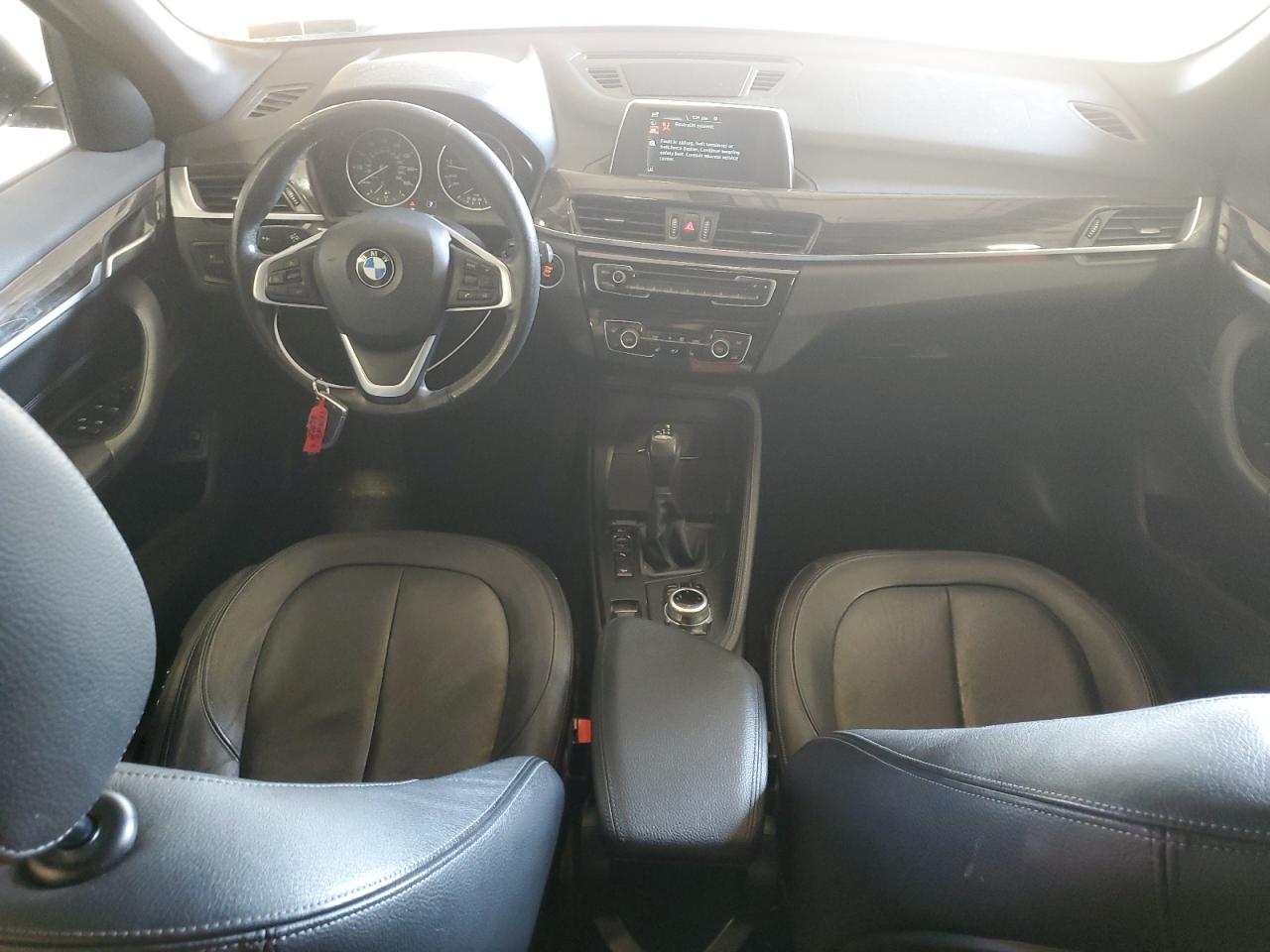 2017 BMW X1 - Image 8