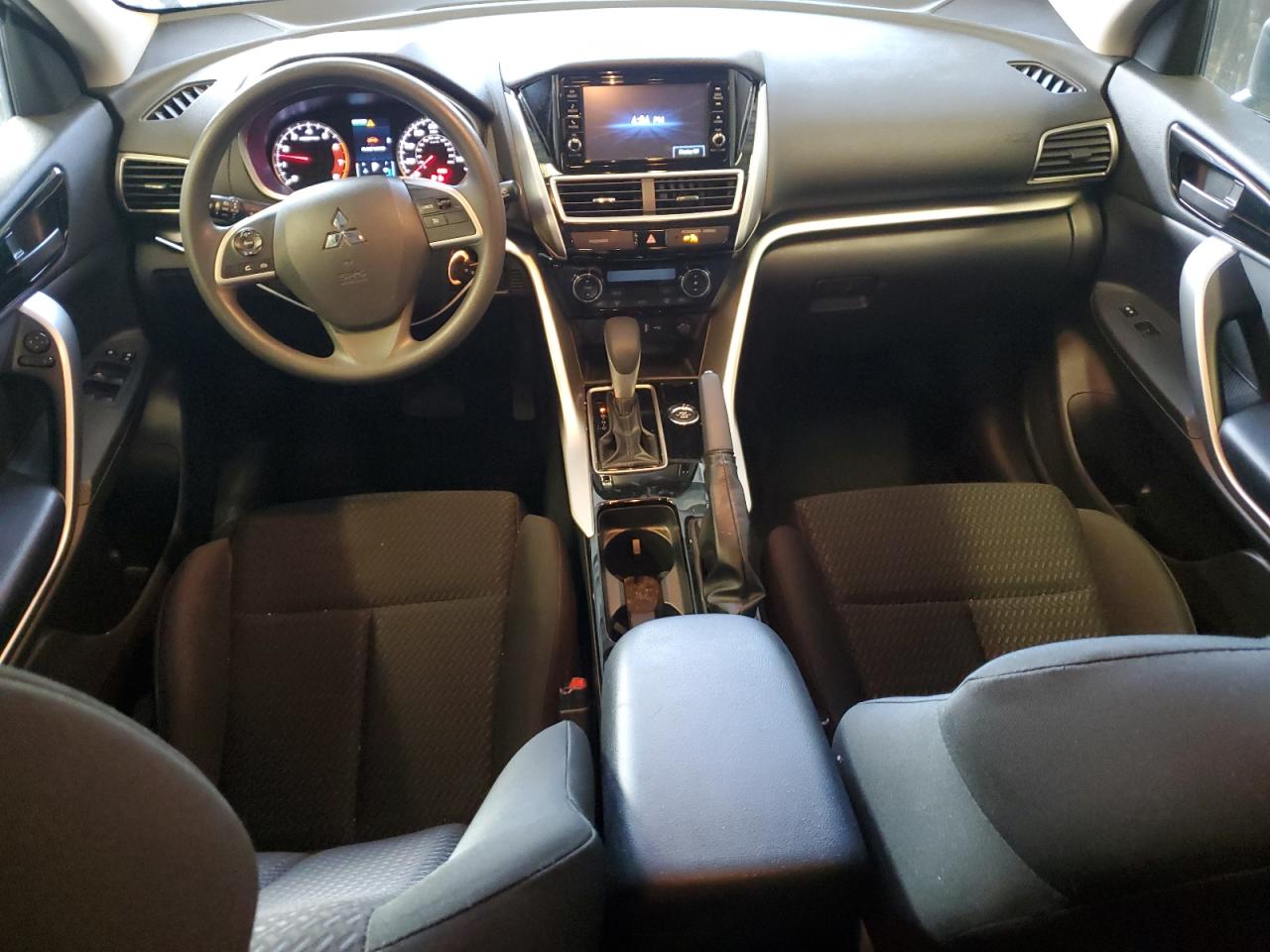 2018 Mitsubishi Eclipse - Image 8