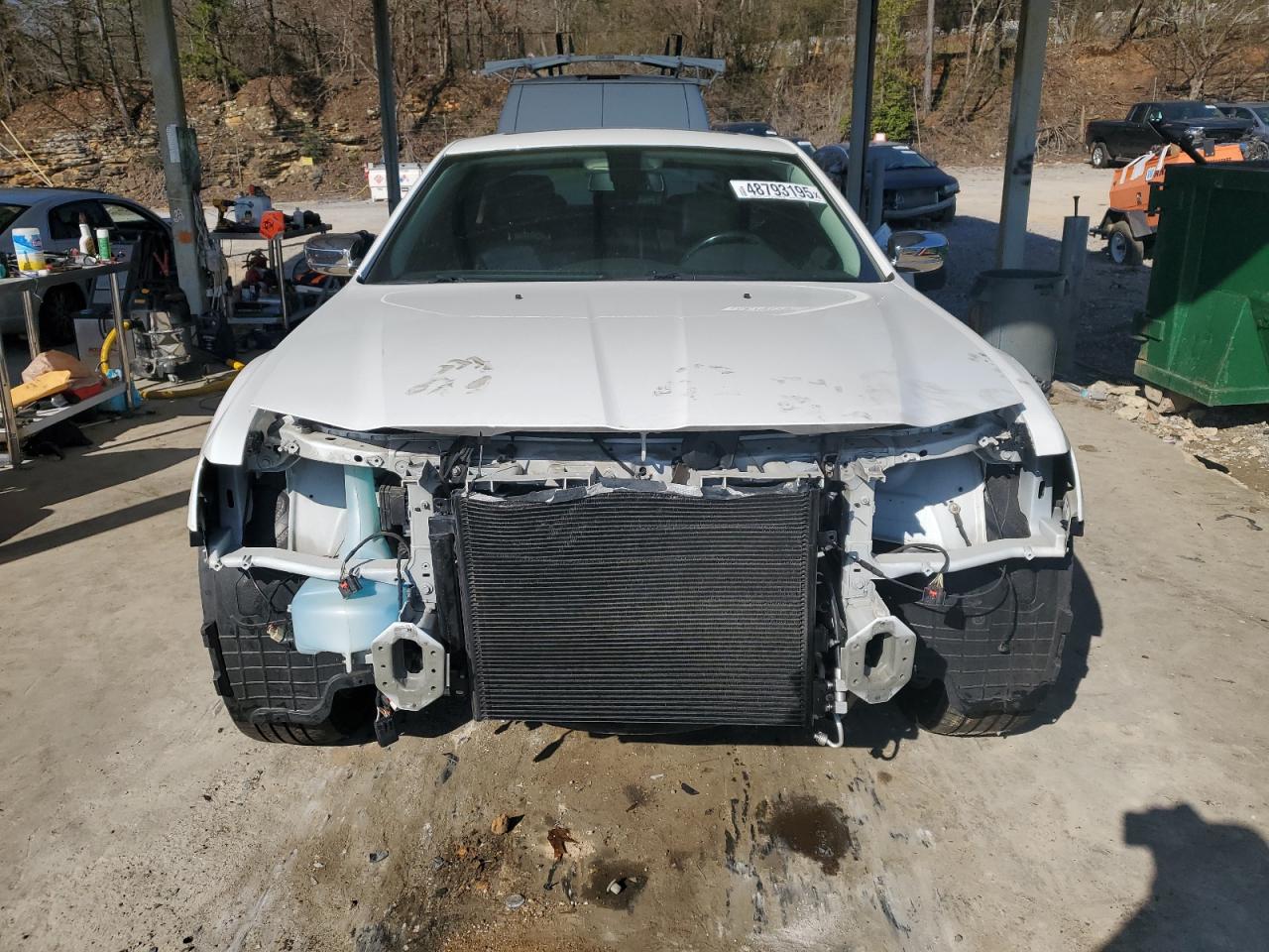 2019 Chrysler 300 - Image 5
