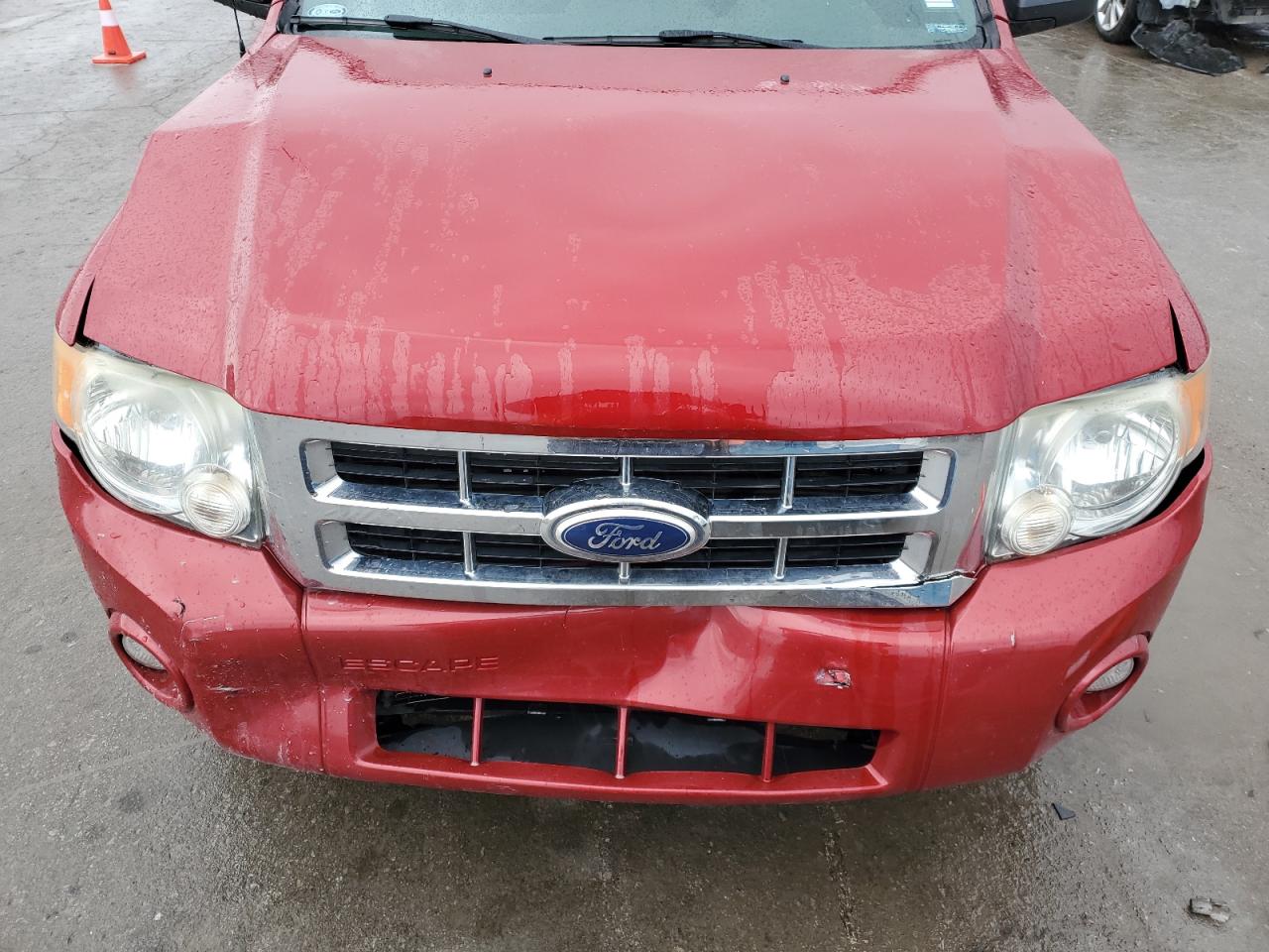 2010 Ford Escape - Image 12