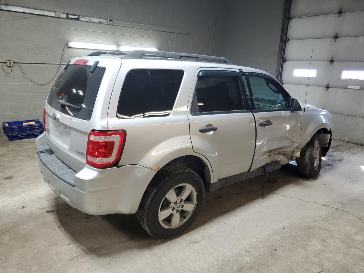 2009 Ford Escape - Image 3