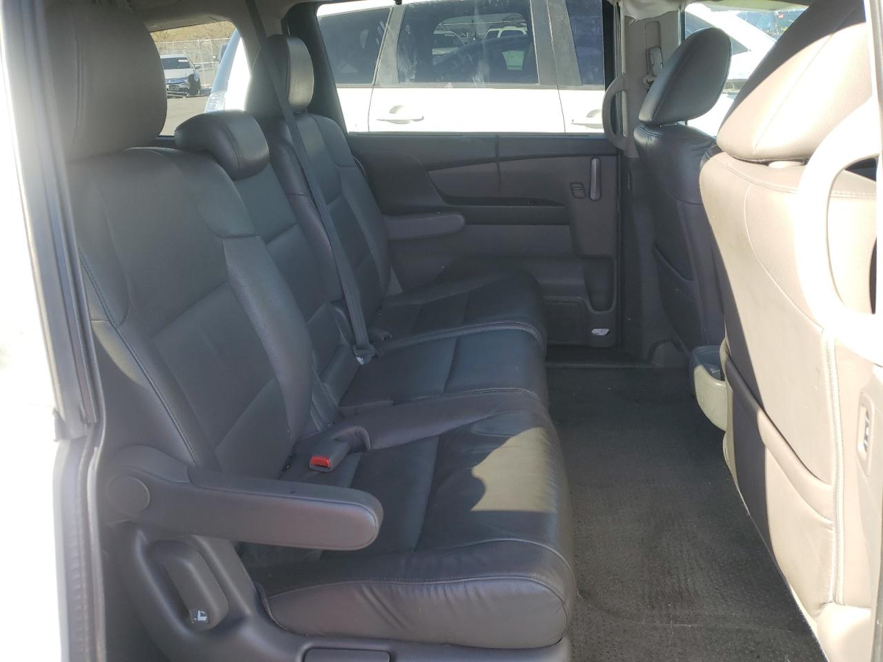 2013 Honda Odyssey - Image 11