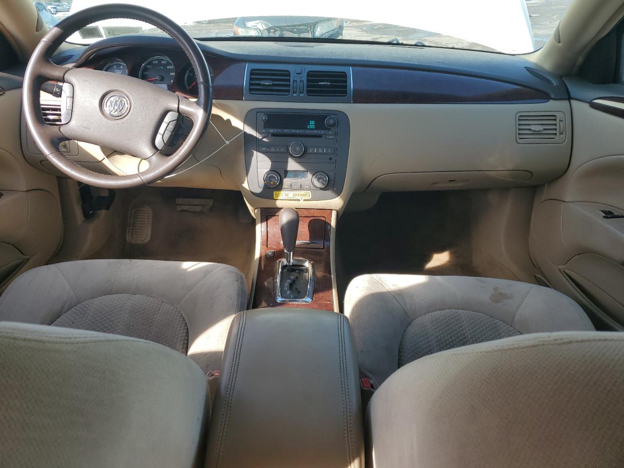 2010 Buick Lucerne - Image 8