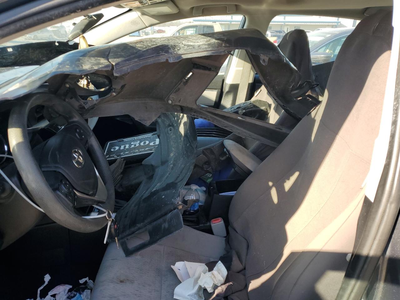 2015 Toyota Corolla - Image 12