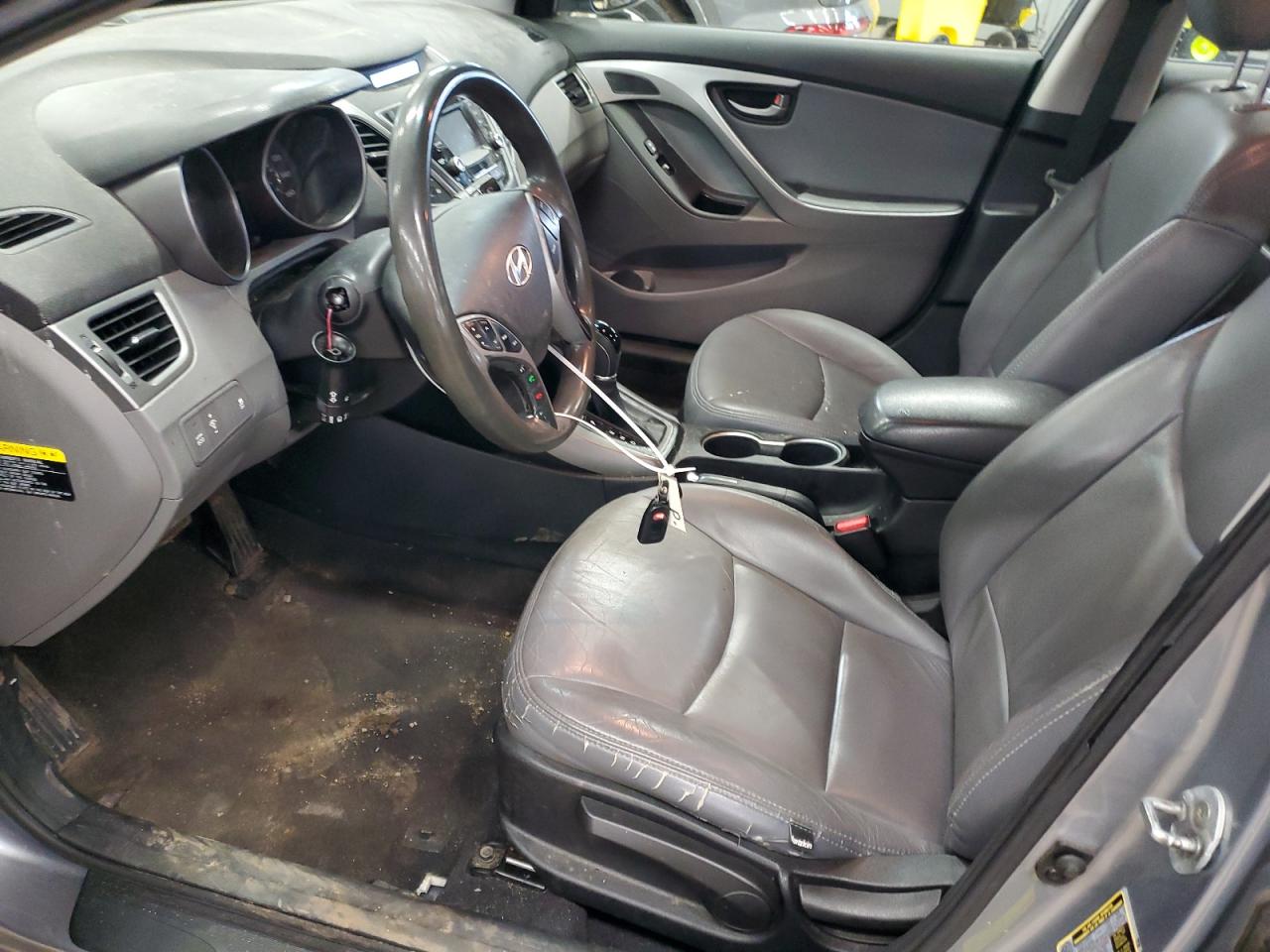 2016 Hyundai Elantra - Image 7