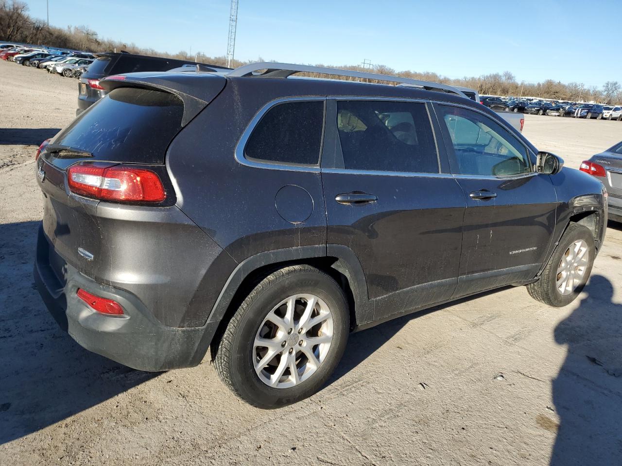 2016 Jeep Grand Cherokee - Image 3