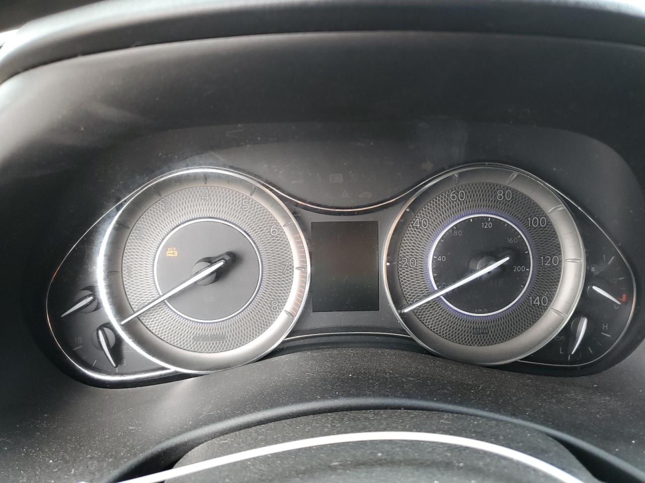 2016 Infiniti QX80 - Image 9