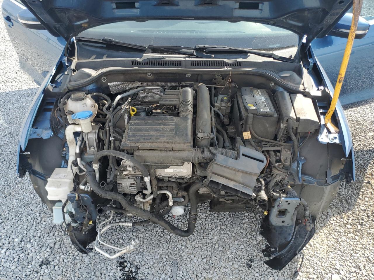 2018 Volkswagen Jetta - Image 11