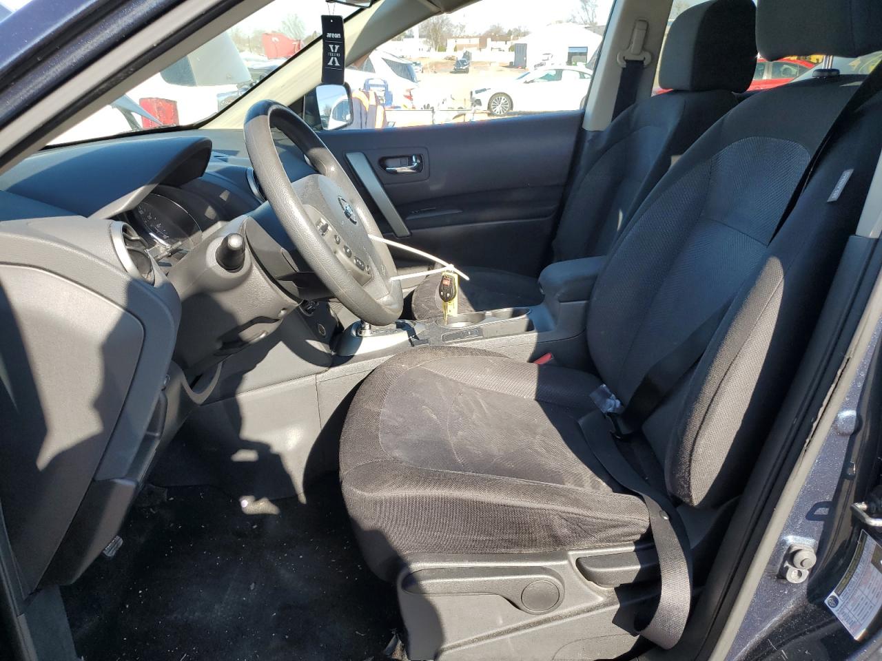 2015 Nissan Rogue - Image 7