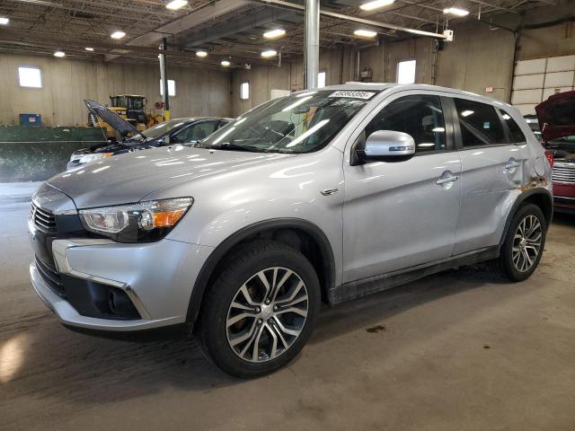  MITSUBISHI OUTLANDER 2017 Серебристый
