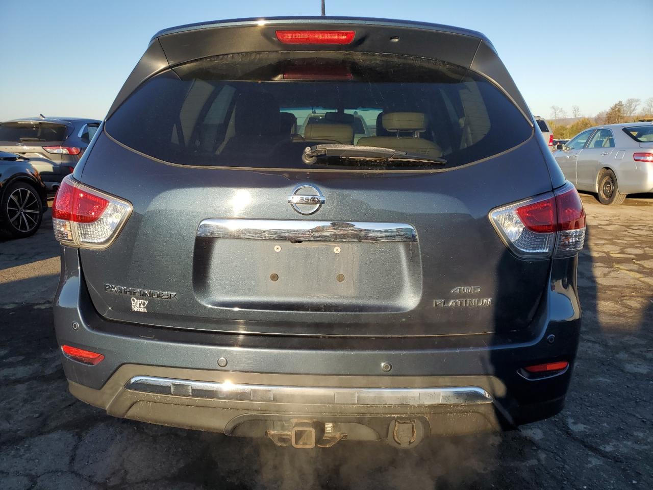 2015 Nissan Pathfinder - Image 6