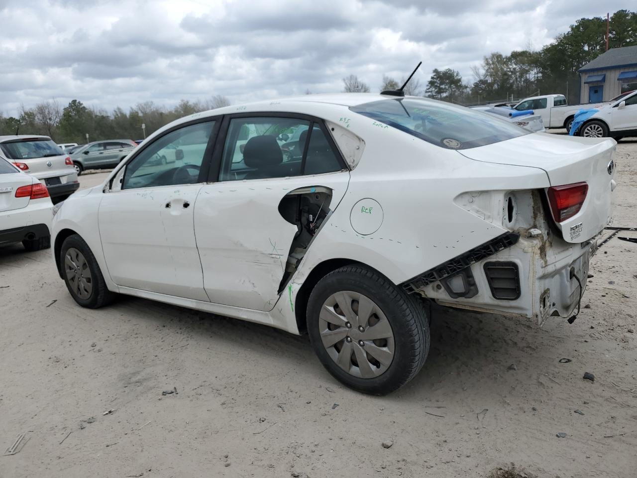 2019 Kia Rio - Image 2