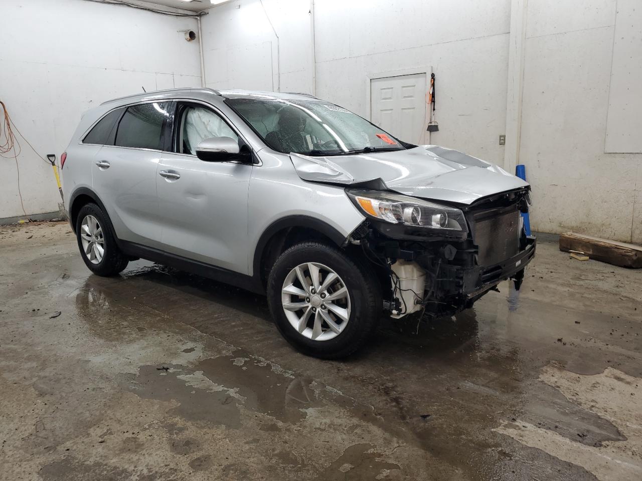 2017 Kia Sorento - Image 4