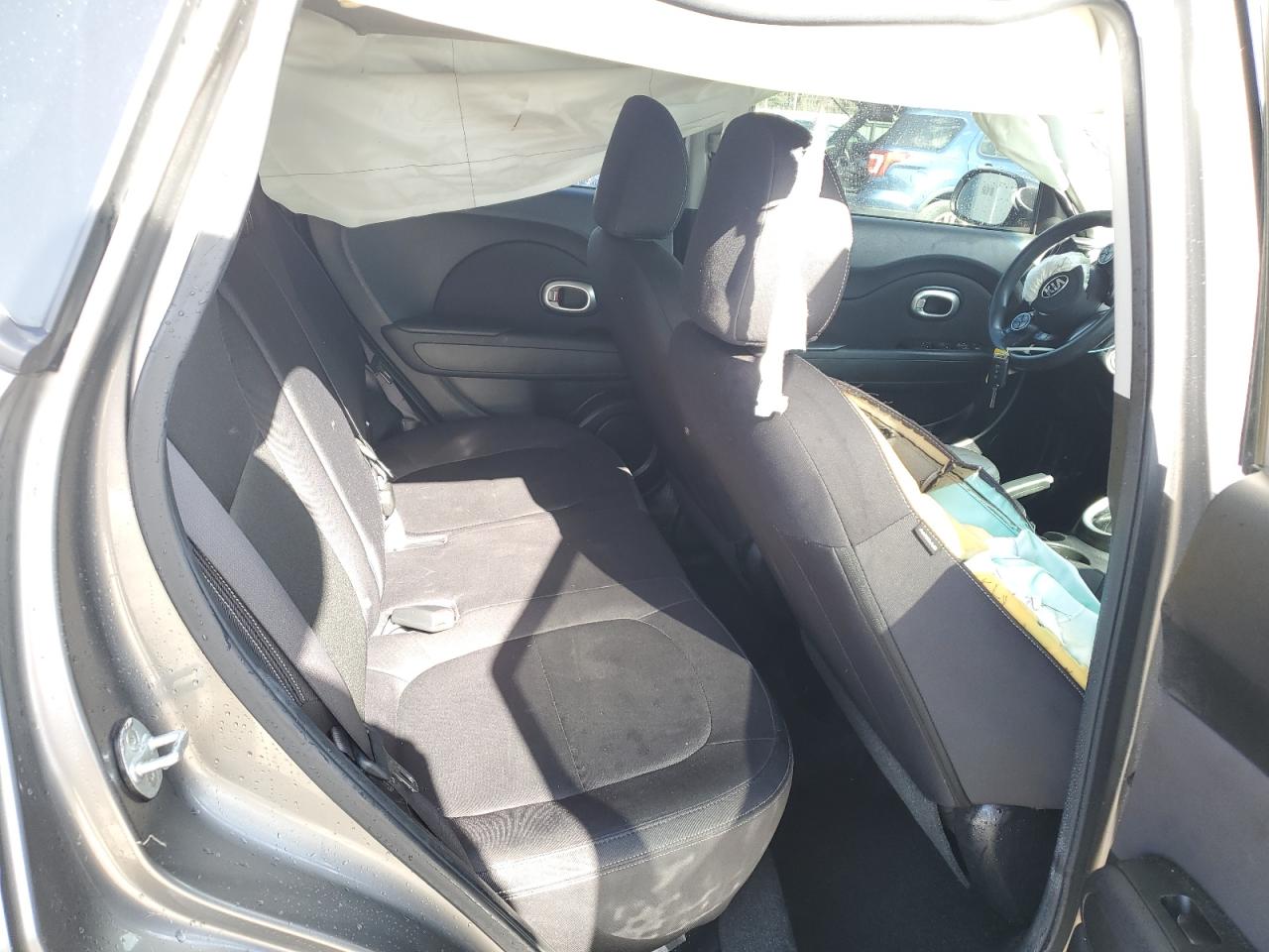2015 Kia Soul - Image 10