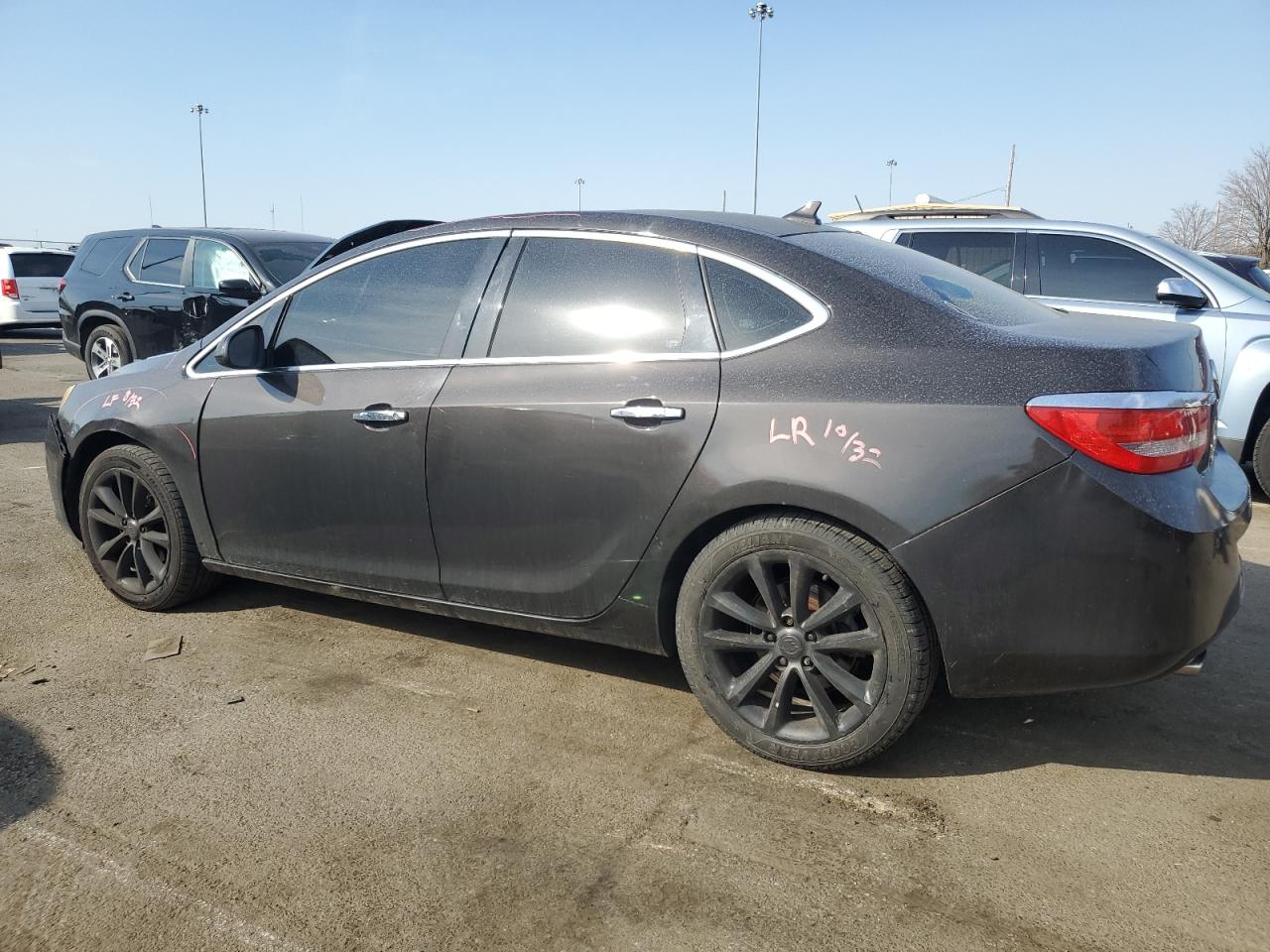 2014 Buick Verano - Image 2