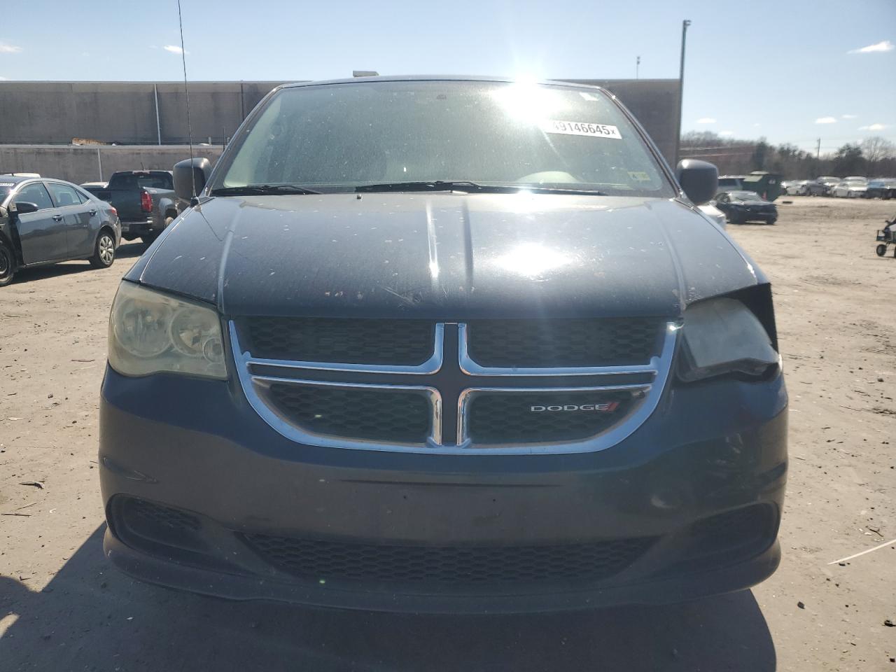 2013 Dodge Caravan - Image 5