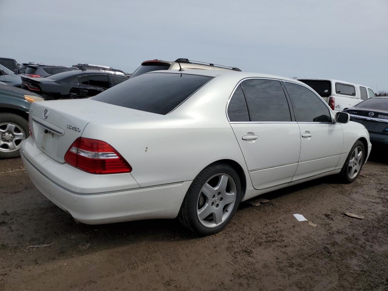 2005 Lexus LS - Image 3