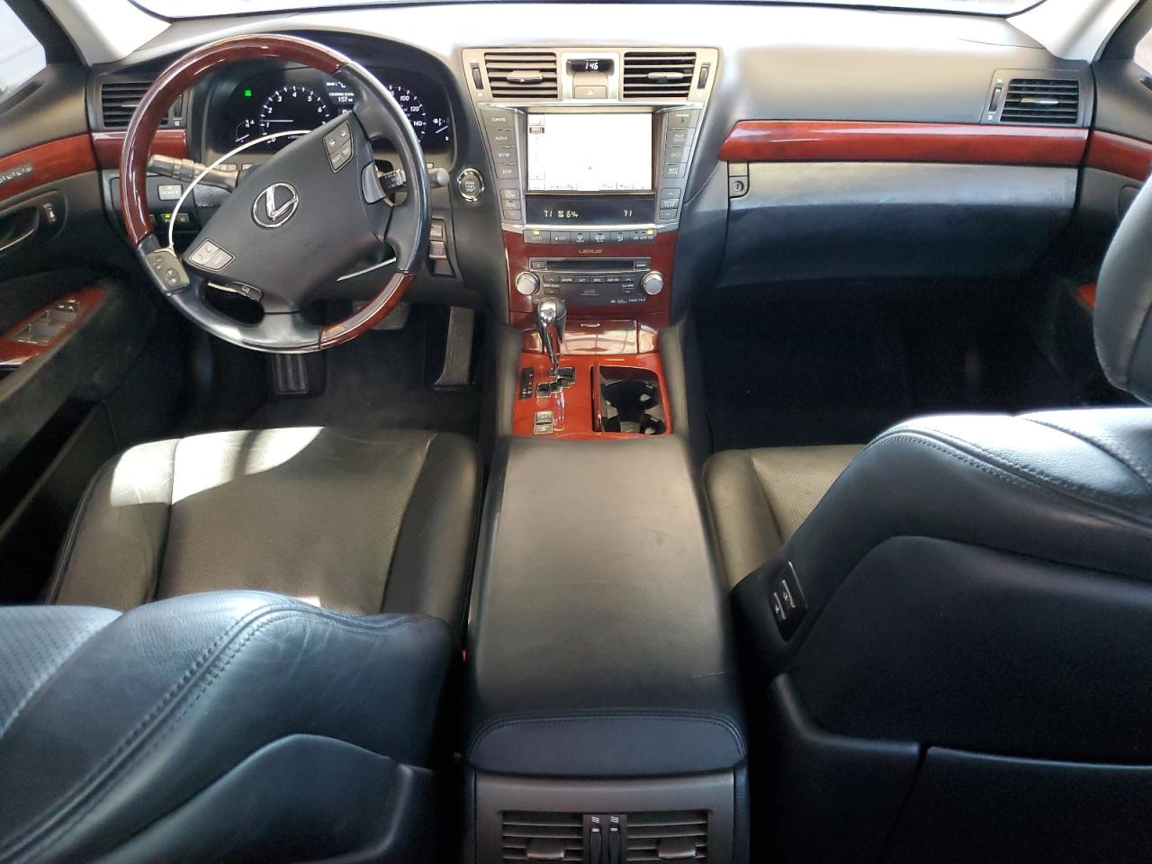2012 Lexus LS - Image 8
