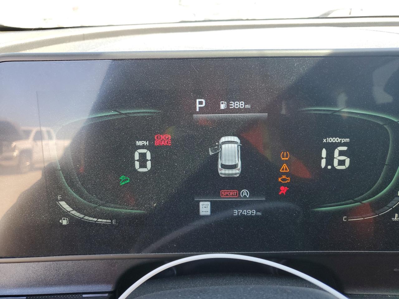 2023 Kia Sportage - Image 9