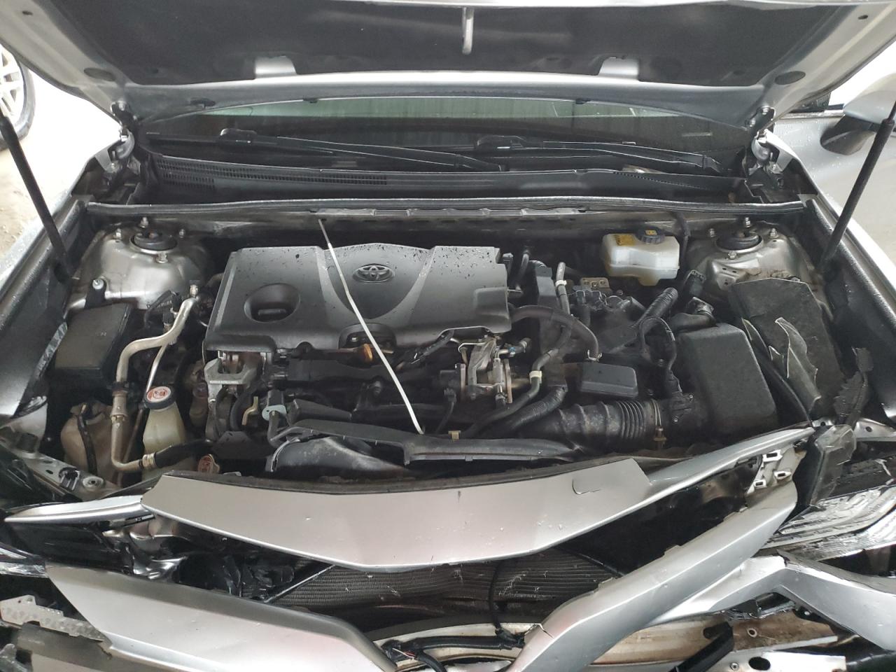 2018 Toyota Camry - Image 12