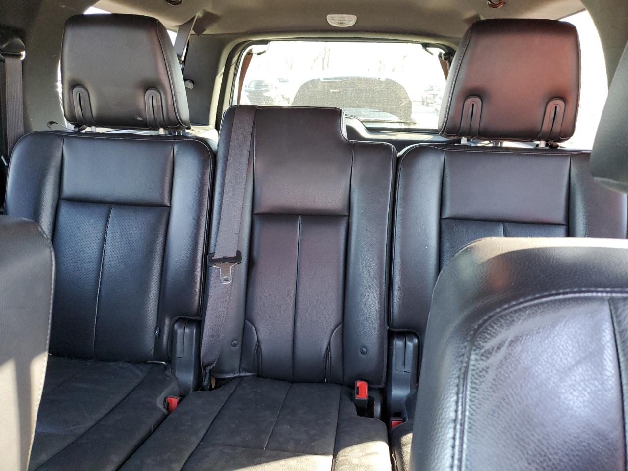 2014 Ford Expedition - Image 10