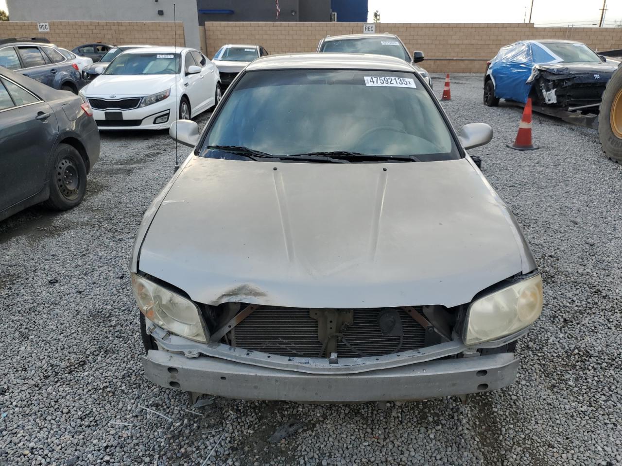 2005 Nissan Sentra - Image 5