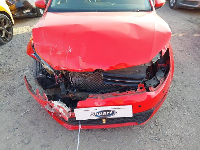 2012 VOLKSWAGEN POLO