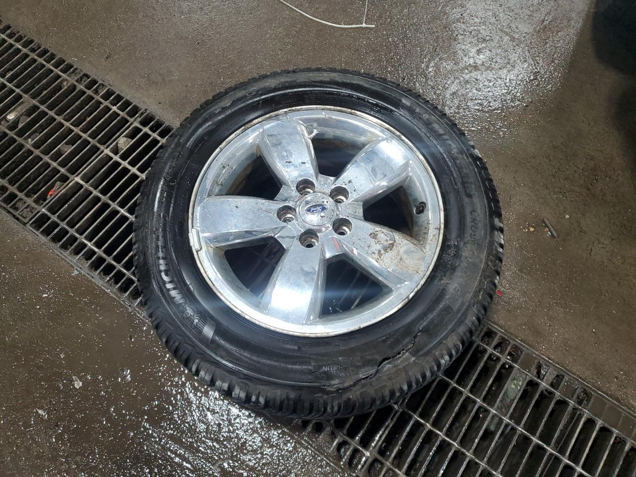 2011 Ford Escape Xlt VIN: 1FMCU9DG8BKA92846 Lot: 49614845