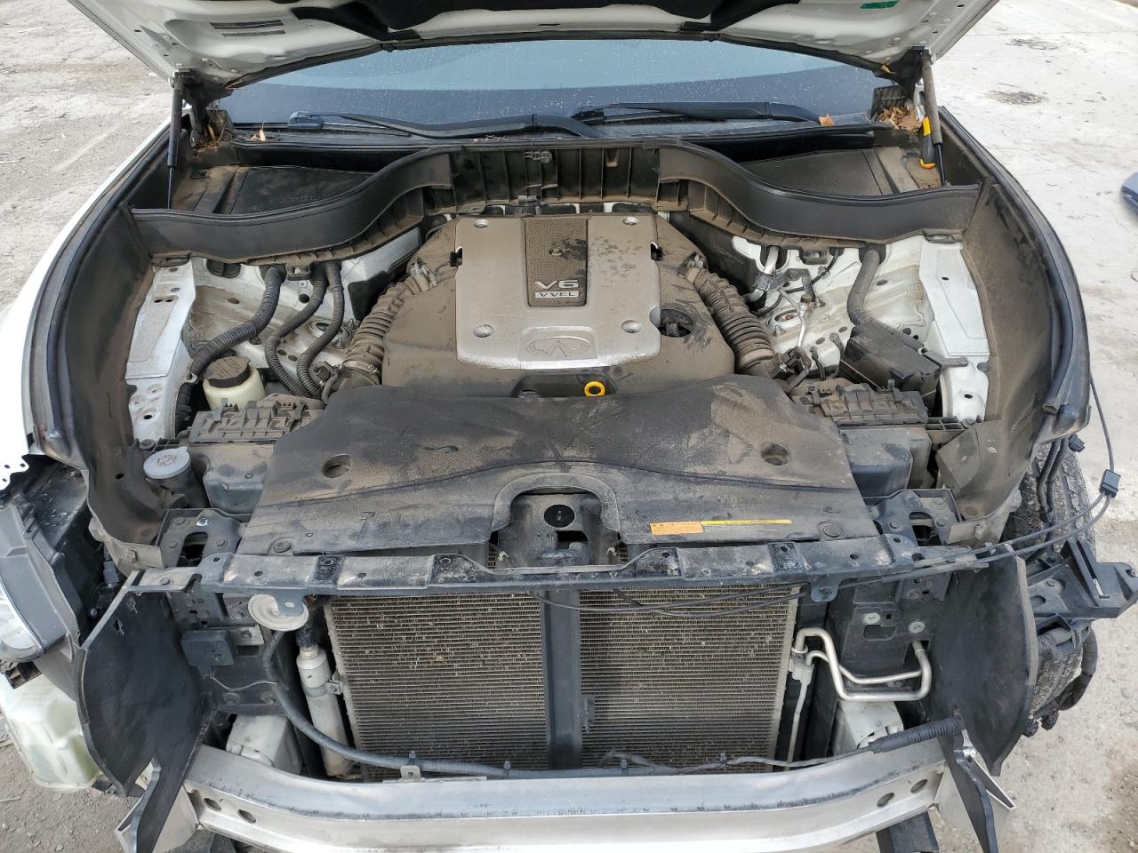 2013 Infiniti FX - Image 12