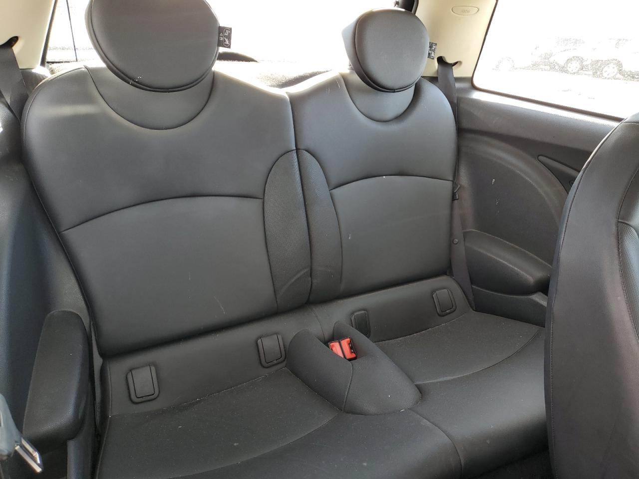 2012 MINI Cooper - Image 10