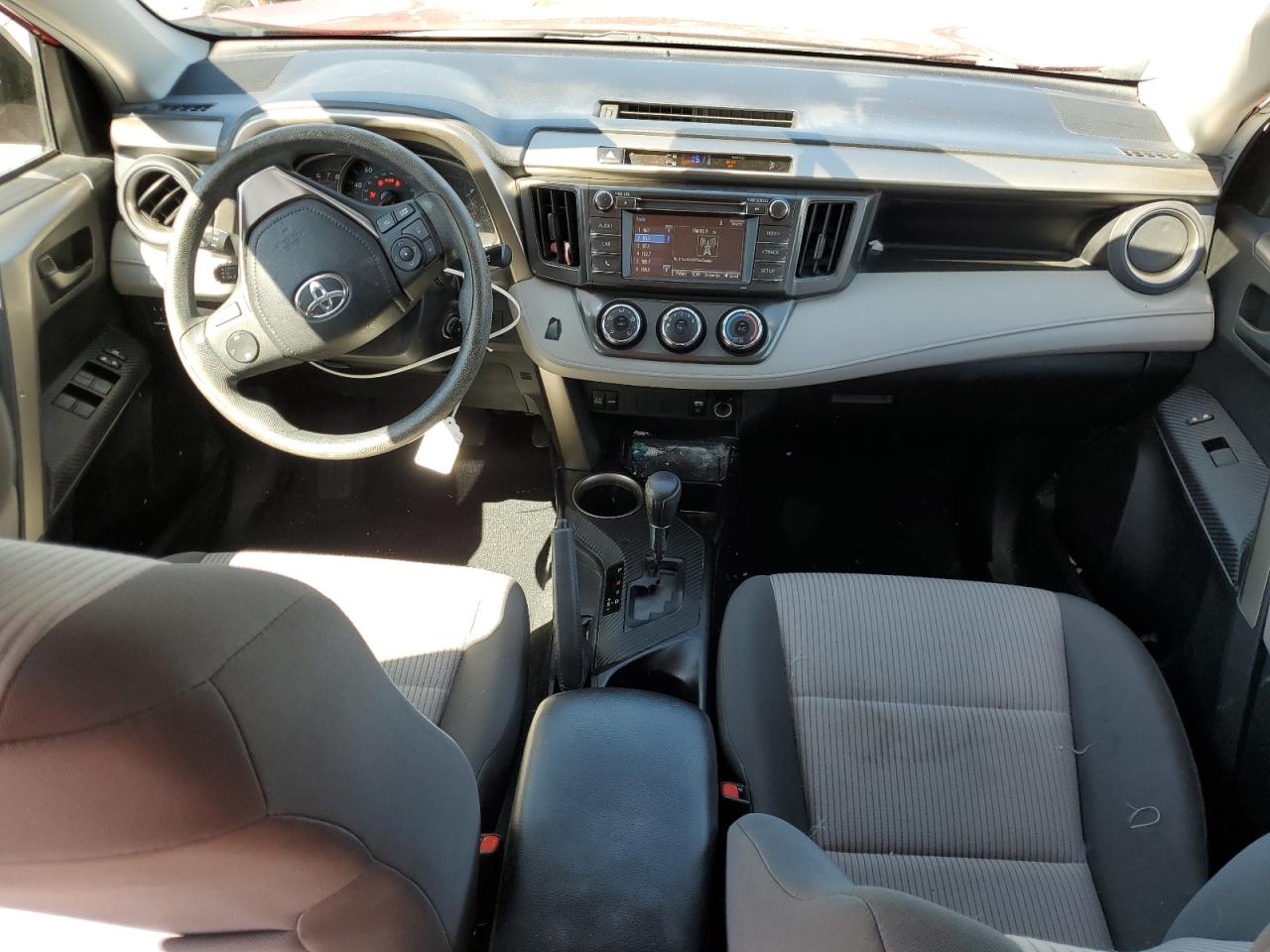 2015 Toyota RAV 4 - Image 8