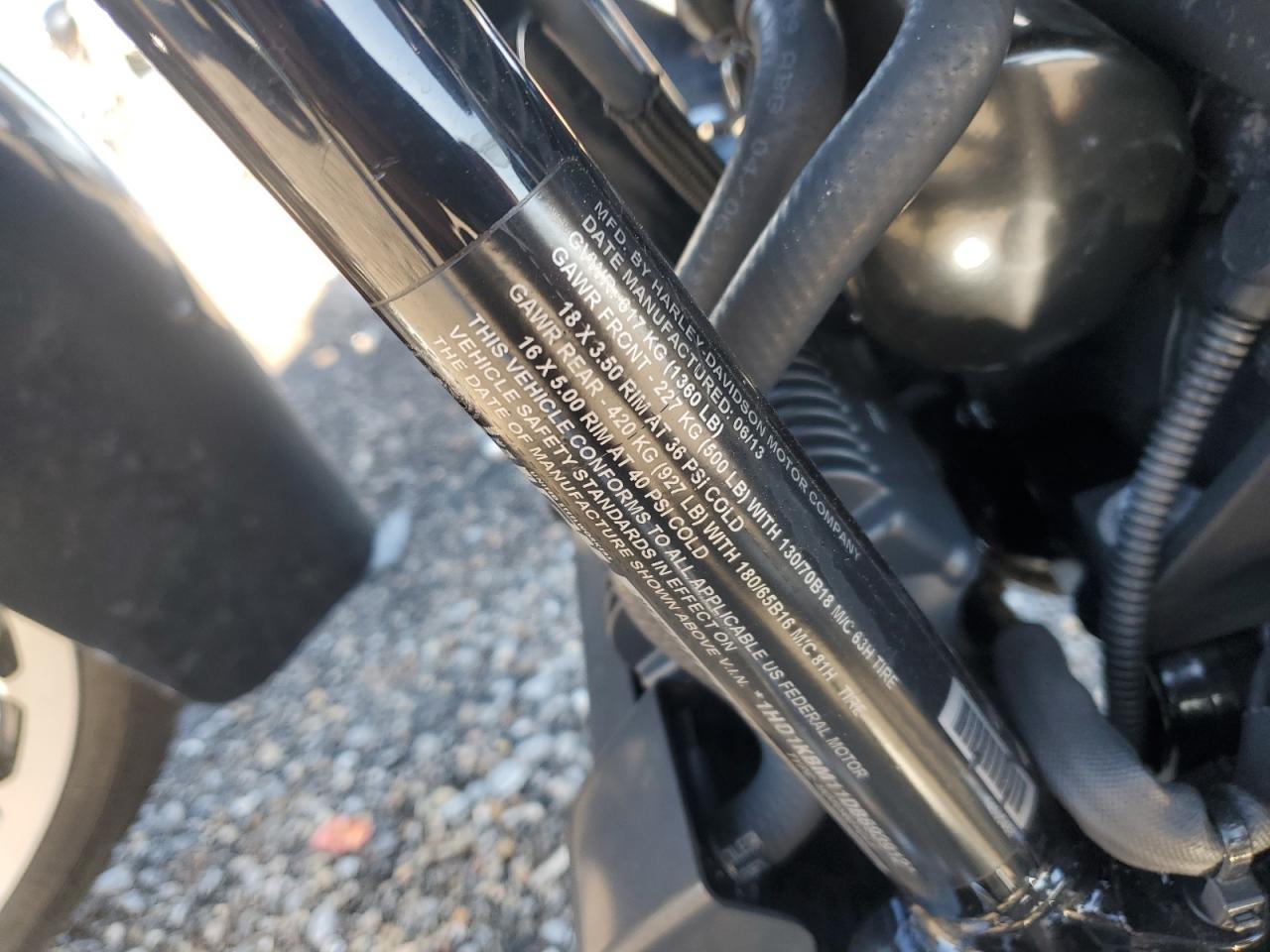 2013 Harley-Davidson Flhx Street Glide VIN: 1HD1KBM11DB693912 Lot: 48587495