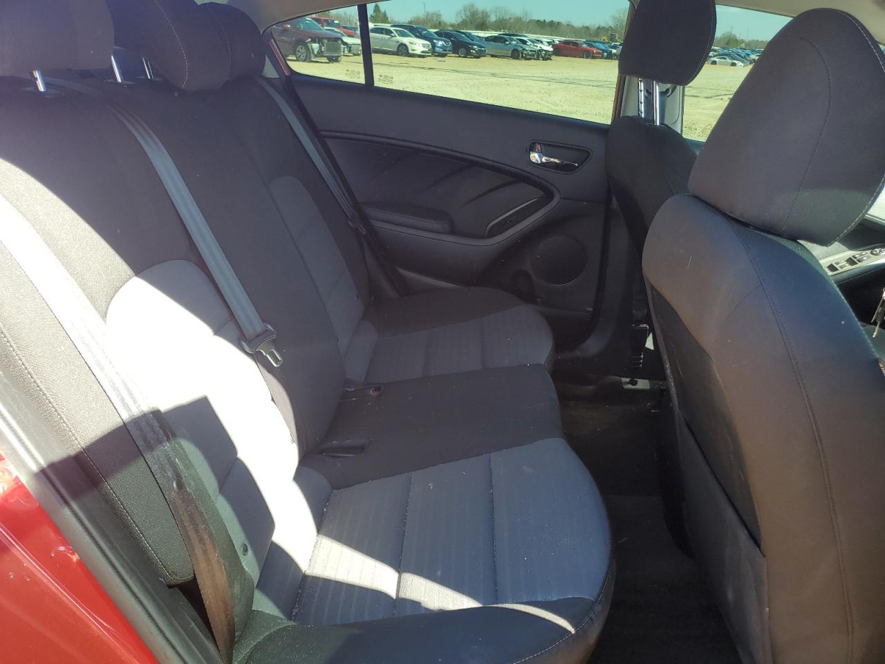 2017 Kia Forte - Image 10