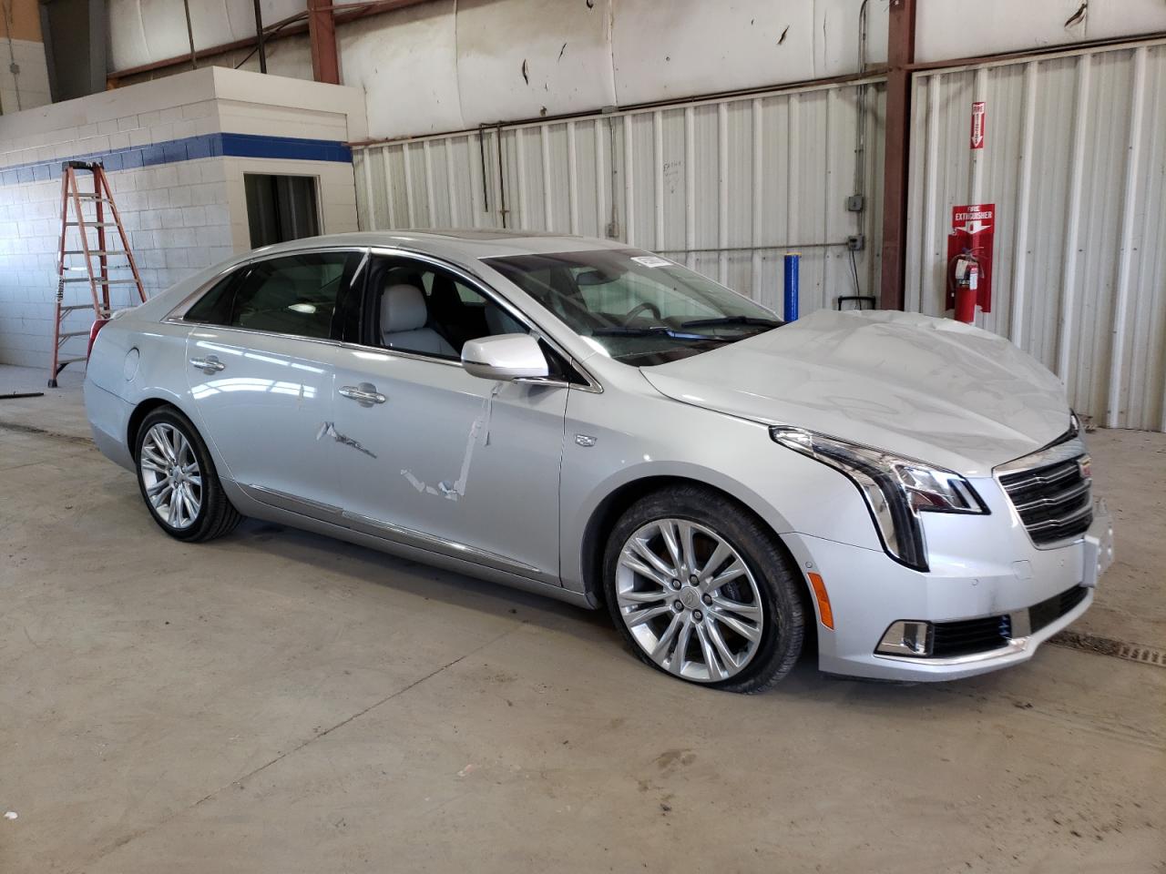 2018 Cadillac XTS - Image 4